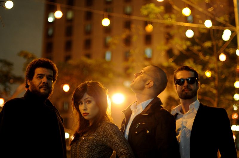 Pitty e sua banda: prestes a gravar um novo DVD ao vivo, cantora faz apresentação "com pegada mais direta" | Caroline Bittencourt/Divulgação