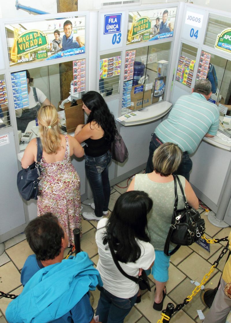 Filas para apostas devem crescer hoje | Giuliano Gomes/Gazeta do Povo