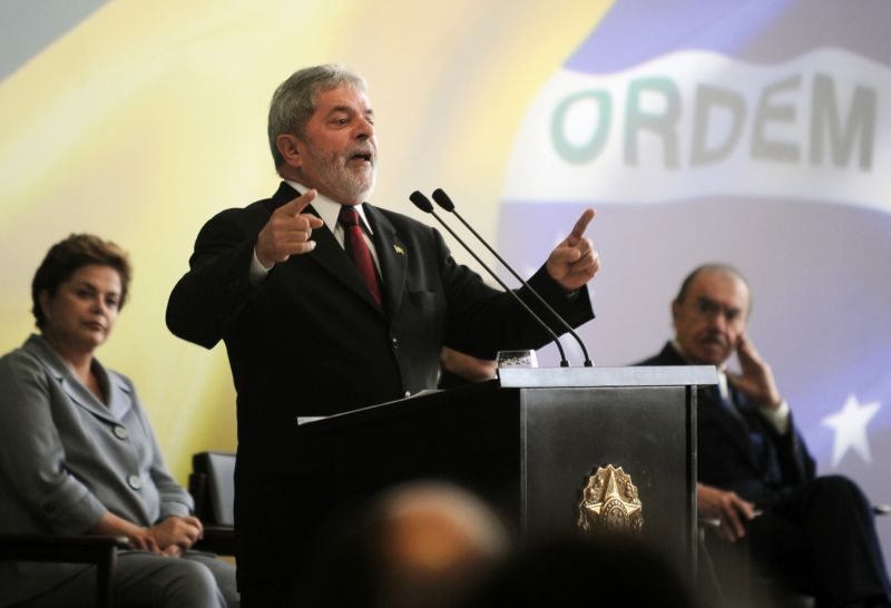 Lula: o melhor é mesmo pendurar as chuteiras. | Agência Brasil