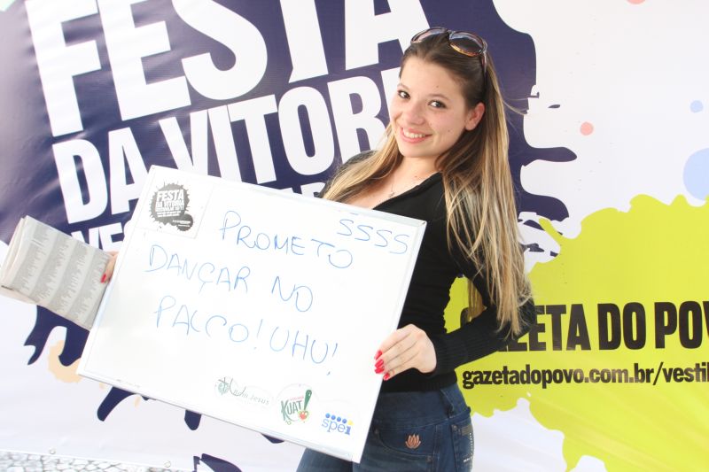 Promessas como a de Flávia Bonnette Machado devem tornar mais divertida a festa dos aprovados | Mauro Campos