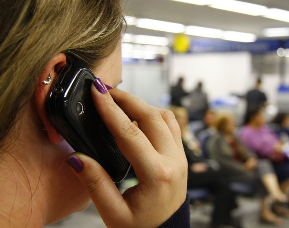 De acordo com a agência, a "principal razão" de adotar um nono dígito como forma de ampliar as possibilidades numéricas para os celulares é "preservar a padronização da forma de discagem utilizada pelos usuários para a realização de chamadas locais e de longa distância." | Hugo Harada/ Agência de Notícias Gazeta do Povo
