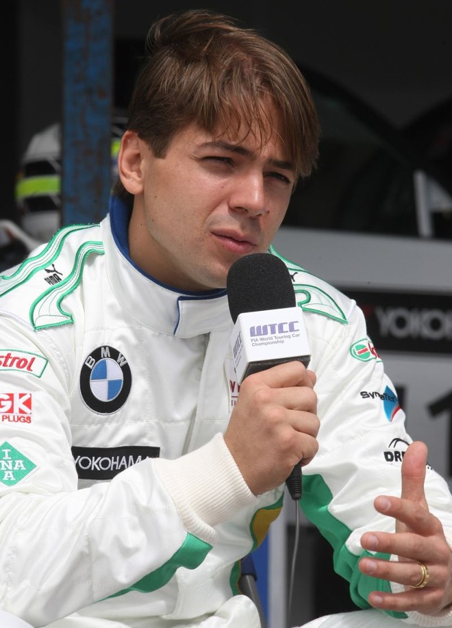 Farfus animado com chance de correr a DTM em 2012 |
