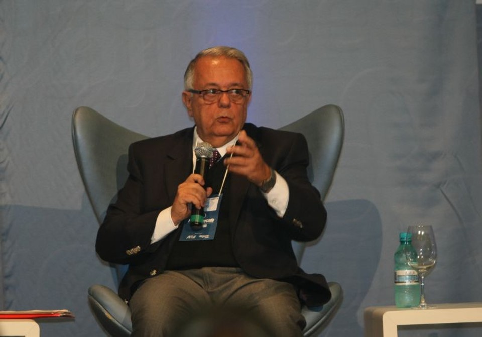 Reforma do Código a caminho José Geraldo Filomeno aponta risco de enfraquecimento do CDC no Congresso | Aniele Nascimento/Gazeta do Povo