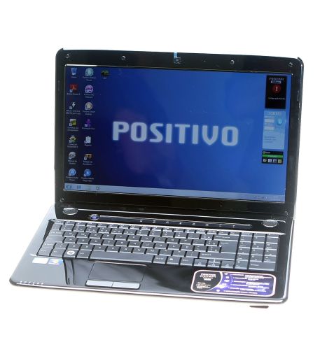 O Positivo Premium Essential: lançamento simultâneo com os processadores da Intel | Divulgação/Positivo