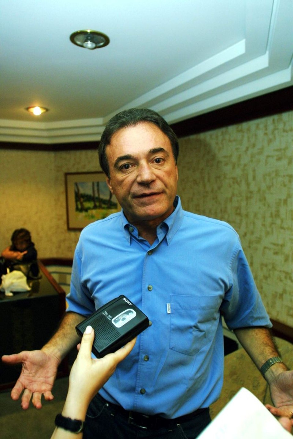 Alvaro: senador não fala sobre os seus retroativos. | Antônio Costa / Gazeta do Povo