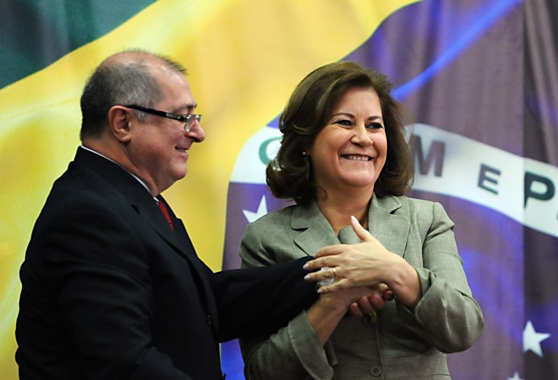 Paulo Bernardo e Miriam Belchior : novo ministro das Comunicações anunciou a criação de secretaria de inclusão digital | Marcelo Casal Jr./ABr