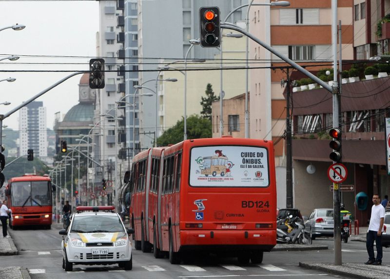 Ônibus: tarifa pode subir, mas não pelo reajuste dos salários. | Valterci Santos / Gazeta do Povo