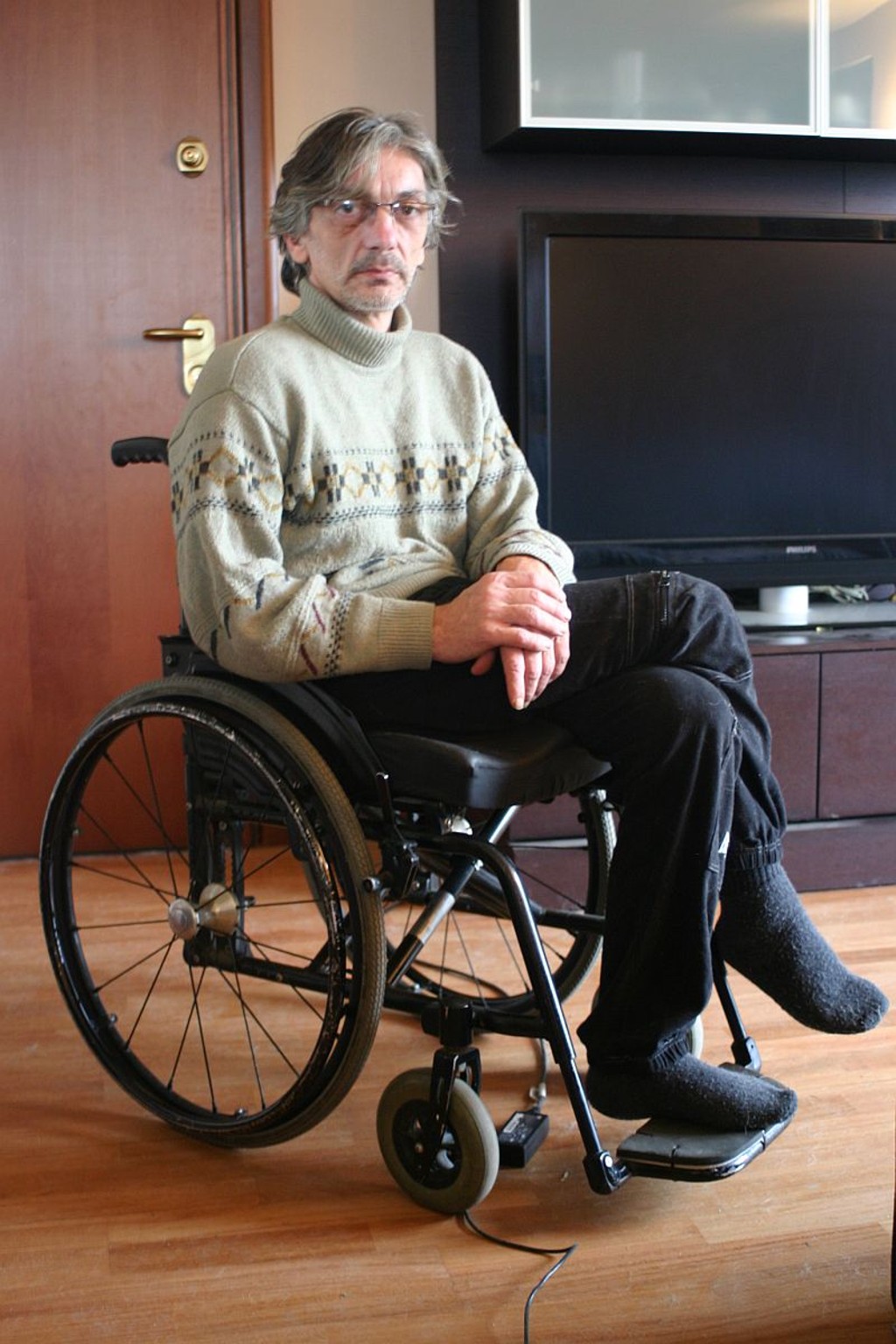 Alberto Torregiani, filho do joalheiro Pierluigi Torregiani, perdeu os movimentos das pernas ao ser atingido por um tiro no atentado que matou seu pai, em 1979: italiano se propõe a viajar ao Brasil para relatar seu caso ao STF