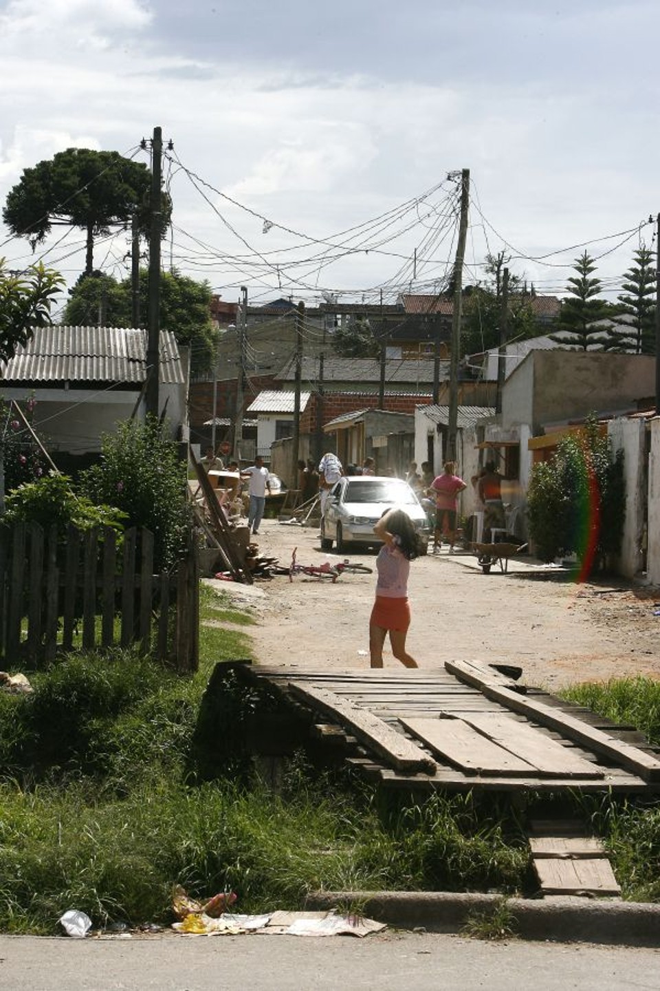 A Vila Rocinha, no Boqueirão, foi cenário dos assassinatos: moradores afirmam que policiais participaram das mortes | Hedeson Alves/Gazeta do Povo