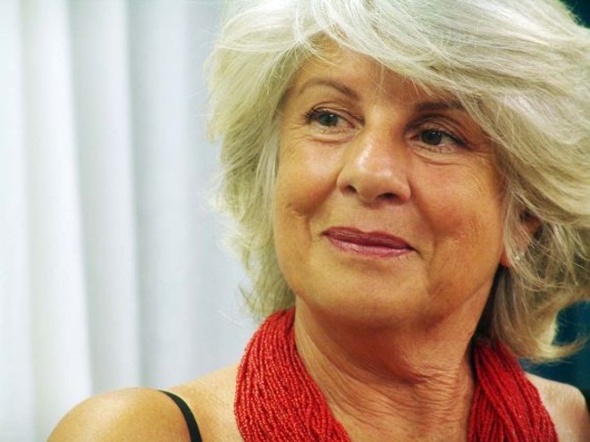 Maristela Requião também teria recebido o documento diplomático |