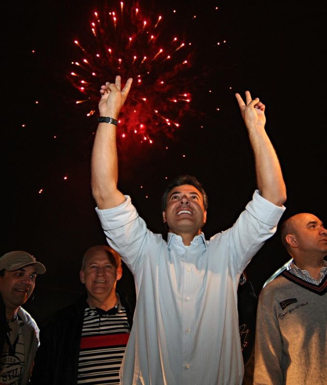 Após ser eleito com 52,44% dos votos válidos em outubro, Beto Richa assume o governo neste sábado | 