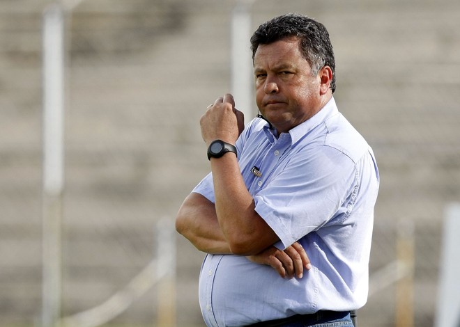 Técnico Roberto Cavalo admitiu a falta de qualidade do time paranista | 