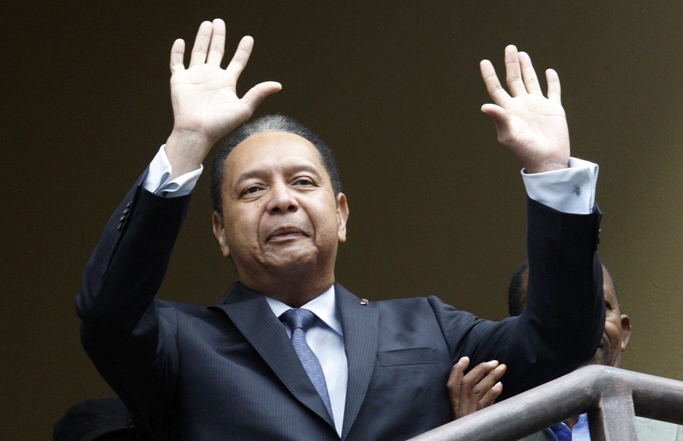 Duvalier, de 59 anos, foi levado pela polícia de seu quarto no hotel | Reuters