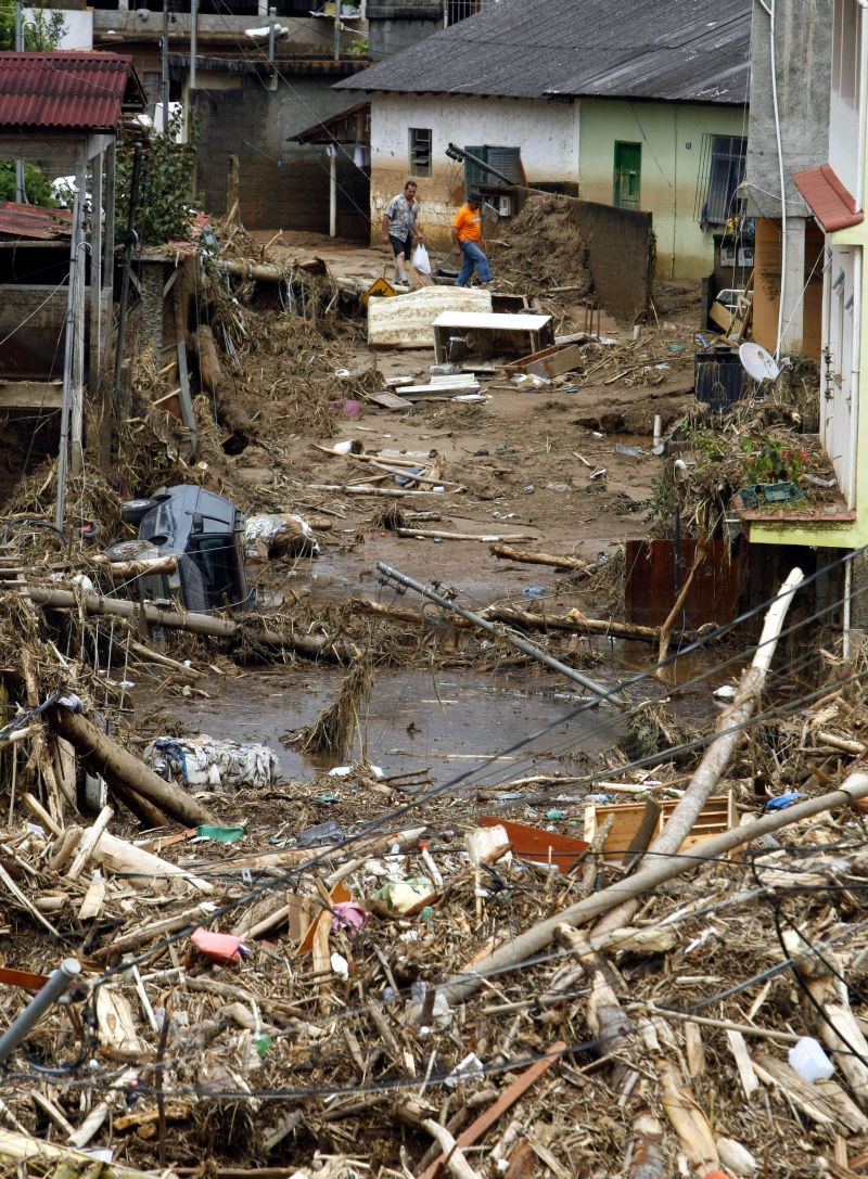 Cenário de caos em Nova Friburgo: tragédia levou governo federal a projetar sistema de prevenção a catátrofe | Daniel Castellano / Gazeta do Povo