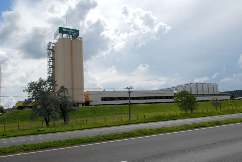 A Heineken (antiga Femsa) estaria planejando investir R$ 60 milhões na ampliação de sua fábrica | Ismael de Freitas/ Gazeta do Povo