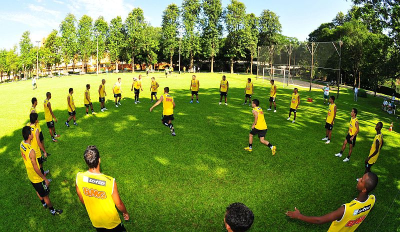 Entre um treino e outro, o Coritiba fará ações promocionais em Foz | Marcos Labanca / Agência de Notícias Gazeta do Povo