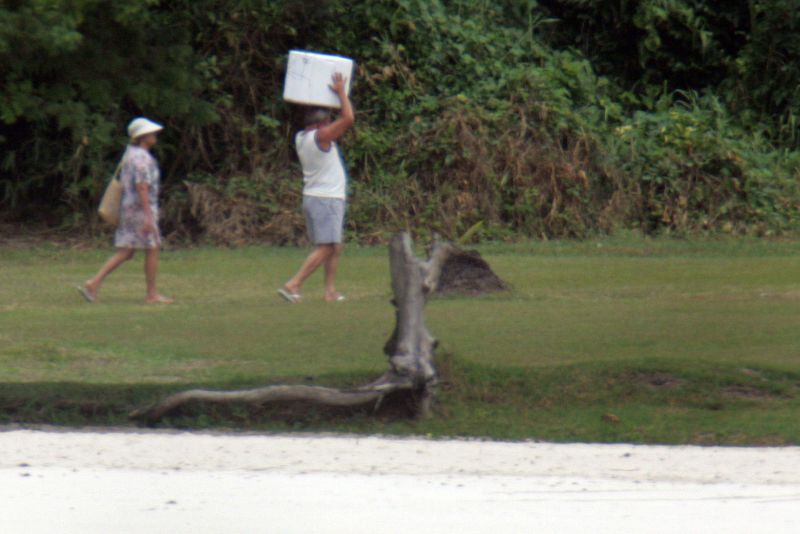 Lula em férias em Salvador, em 2010: presidente frequentava praias privadas | Márcio Fernandes / Arquivo / AE