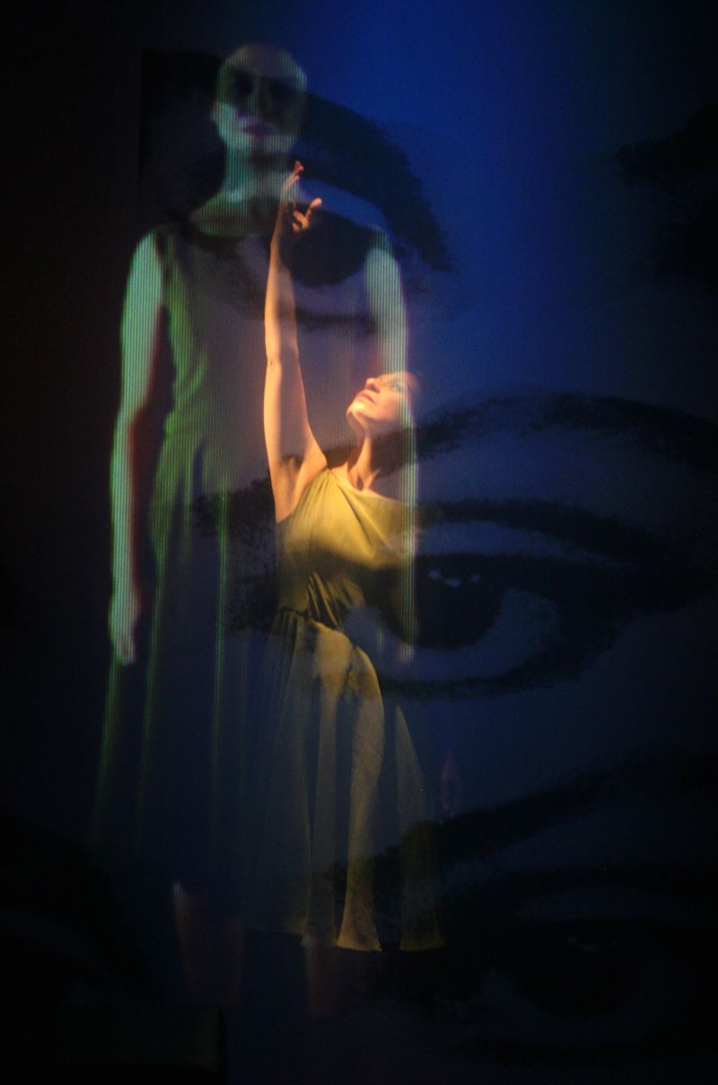 Pagu Leal interpreta uma escritora madura em crise com o câncer. Clarice teve morte prematura aos 56 anos | Pedro Serápio / Gazeta do Povo