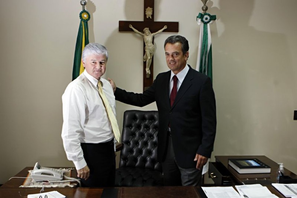 Valdir Rossoni (esq.) e o primeiro-secretário Plauto Miró: novos diretores da Assembleia são pessoas indicadas pessoalmente pelos dois | Albari Rosa/Gazeta do Povo