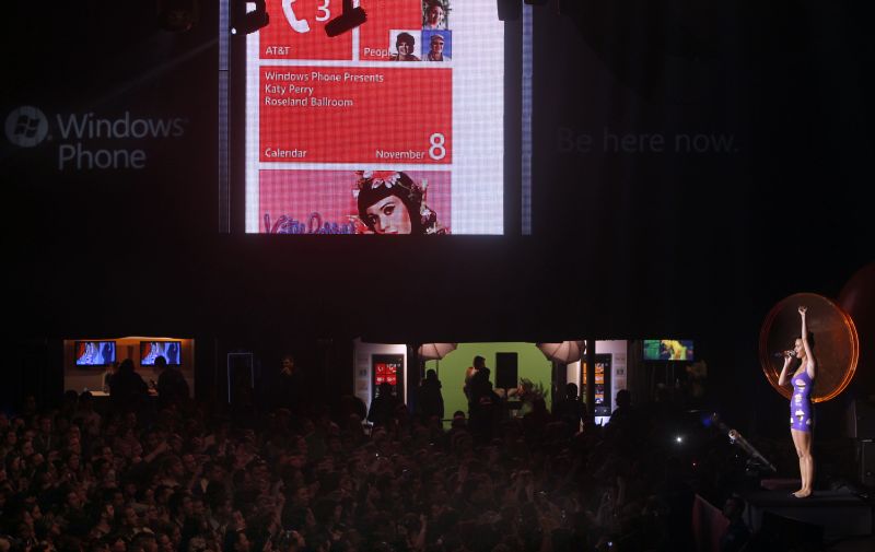 O lançamento do Windows Phone 7 contou com show da cantora Katy Perry, em novembro de 2010. Agora, a Nokia anunciou que passará a usar oWindows 7 | Microsoft/Divulgação