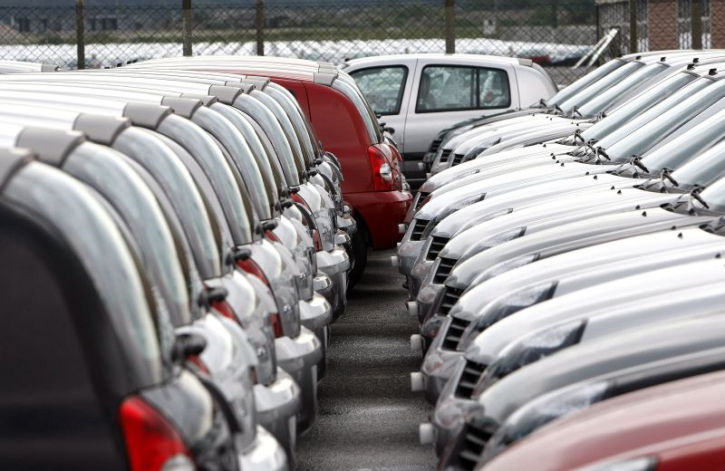 Estoques em fábricas e concessionárias são suficientes para 34 dias de vendas | Valterci Santos/ Gazeta do Povo