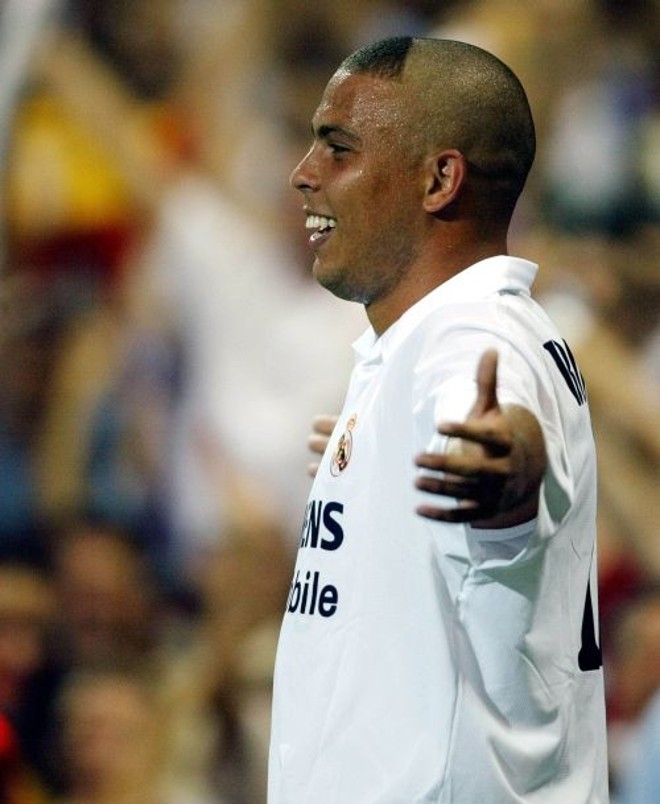Real Madrid (2002) foi campeão do mundo |