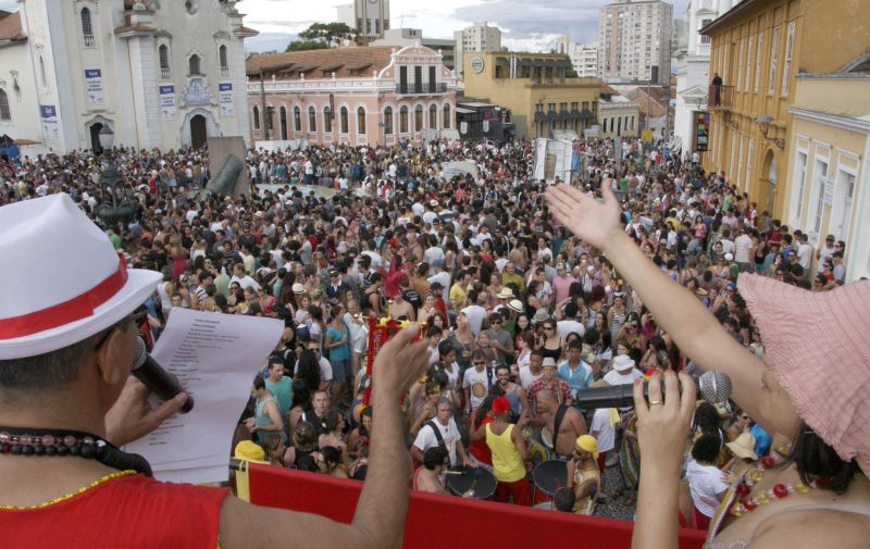 O bloco Garibaldis e Sacis sai todo domingo antes do Carnaval, no Largo da Ordem | Marco André Lima