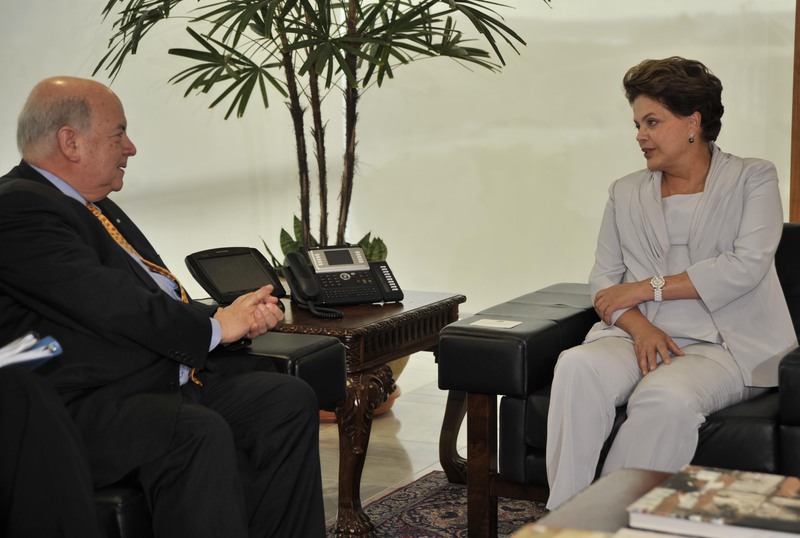 A presidenta Dilma Rousseff recebe o secretário-geral da Organização dos Estados Americanos (OEA), José Miguel Insulza, no Palácio do Planalto | José Cruz/ABr