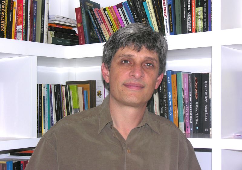 O infectologista Stefan Ujvari alerta para o risco de uma nova pandemia no país | Divulgação