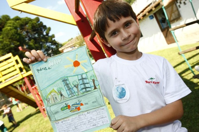 No futuro, a cidade de Curitiba será sustentável, ou seja, bem cuidada, imagina Pedro Arthur Menezes, 7 anos, aluno da Escola Terra Firme | 