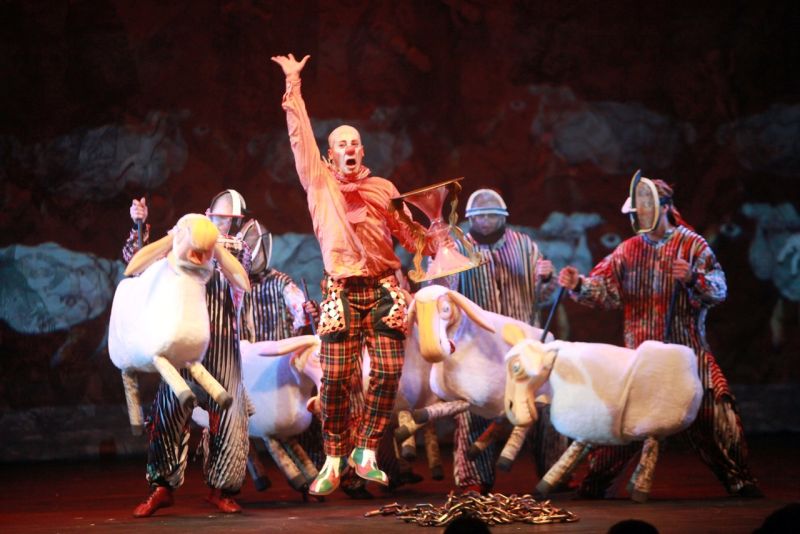 DNA...: linguagem contemporânea e temática intrigante marcam o espetáculo circense destinado a plateias de todas as idades | Luiz Doro Neto/Divulgação