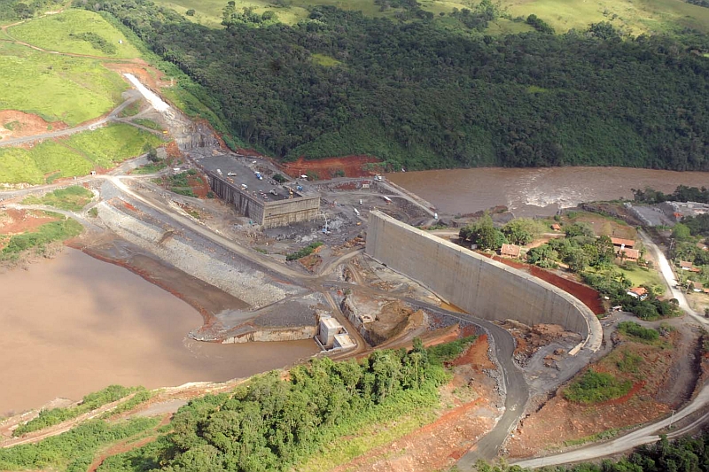 A Usina de Mauá, que teve sua licença ambiental suspensa em 2009 por colocar em risco a qualidade do Rio Tibagi: decisão foi revista e obras começaram no mesmo ano | José Gumercindo/AEN