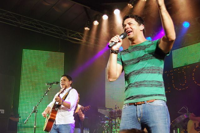 A dupla lançou em Maringá, o DVD Estrela Ao Vivo, e, depois de uma série de shows, pretendem seguir caminhos distintos | Divulgação / Site Oficial da dupla