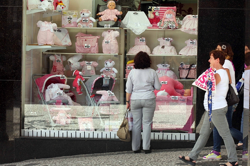 Aquecimento do comércio levou empregados do setor a conseguirem aumento real em muitas negociações | Walter Alves/ Gazeta do Povo
