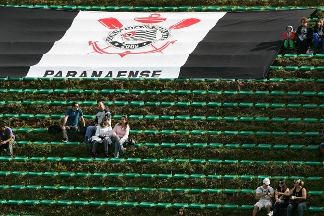Arquibancadas vazias: Imagem que se repete no Janguito Malucelli em jogos do Corinthians Paranaense | 