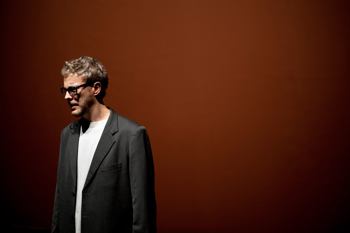 Mais som e fúria: Felipe Hirsch e Guilherme Weber retornam ao universo musical pop | Divulgação