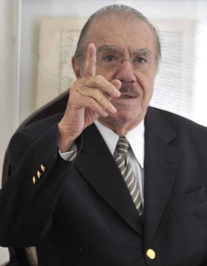 Sarney: novo referendo? |