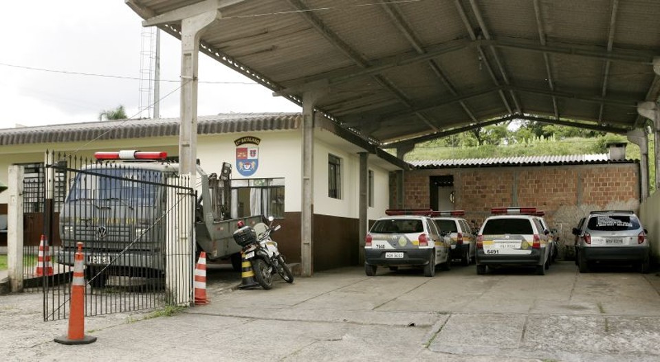 Região metropolitana conta com 200 viaturas. Uma parte delas não está apenas estacionada, está baixada por problema mecânico | Antonio More/Gazeta do Povo