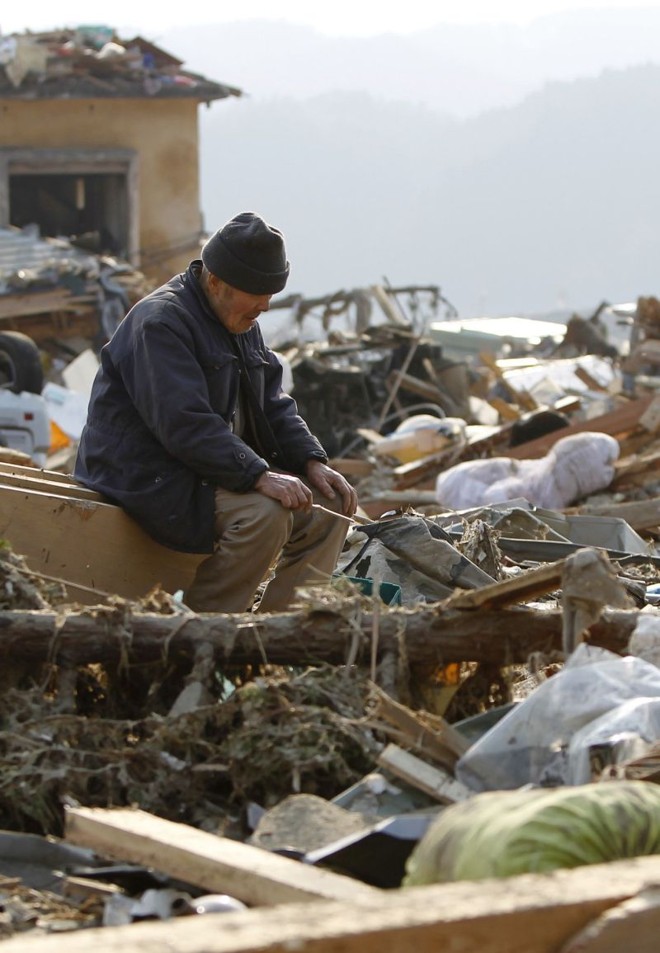 Imagens do Japão informam e consternam, mas mórbidas, só se tornam quando passam a ser exploradas em demasia | 