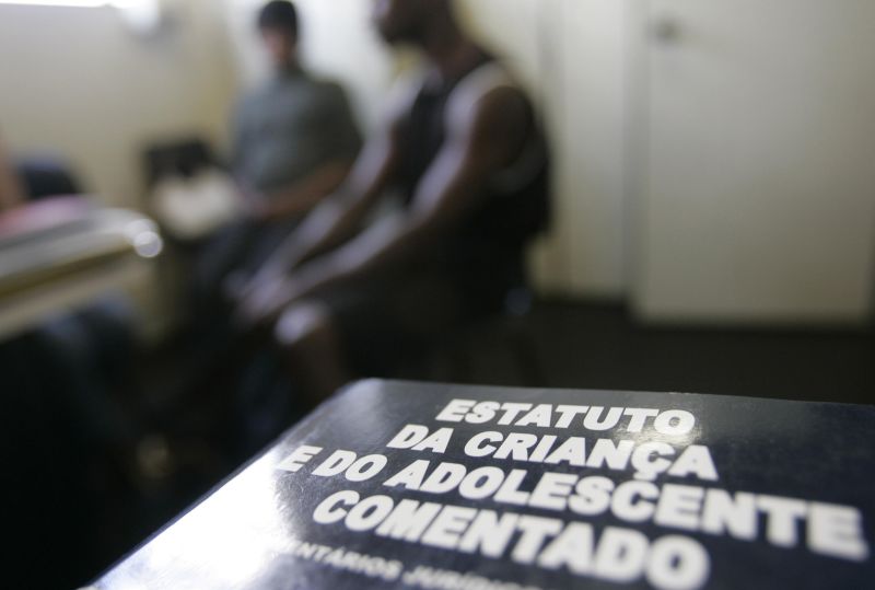 Situação dos conselhos melhorou nos anos 2000, mas disparidades salariais e violação de direitos ainda inibem trabalho dos profissionais | Cristian Rizzi / Gazeta do Povo