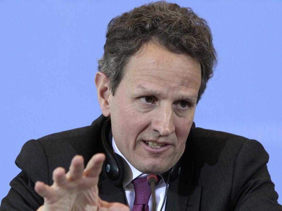 Secretário do Tesouro dos EUA, Timothy Geithner, participa de conferência com ministro das Finanças alemão, Wolfgang Schaeuble, em Berlim (08/03) | Reuters