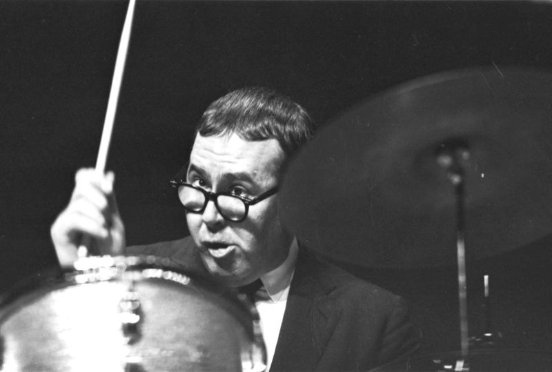 Joe Morello em ação com o Dave Brubeck Quartet, em foto de 1966 | Reprodução