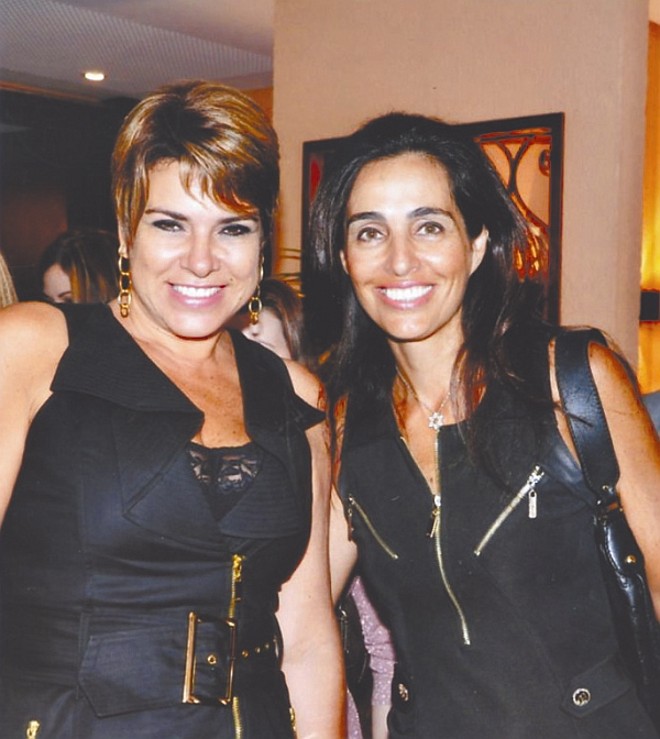 Márcia Tocafondo e Irit Czerny na noite em que a Lafort apresentou sua coleção outono-inverno no evento Paraná Business Collection. Grife que orgulha o Paraná, a Lafort está presente hoje nos guarda-roupas mais exigentes do país | 