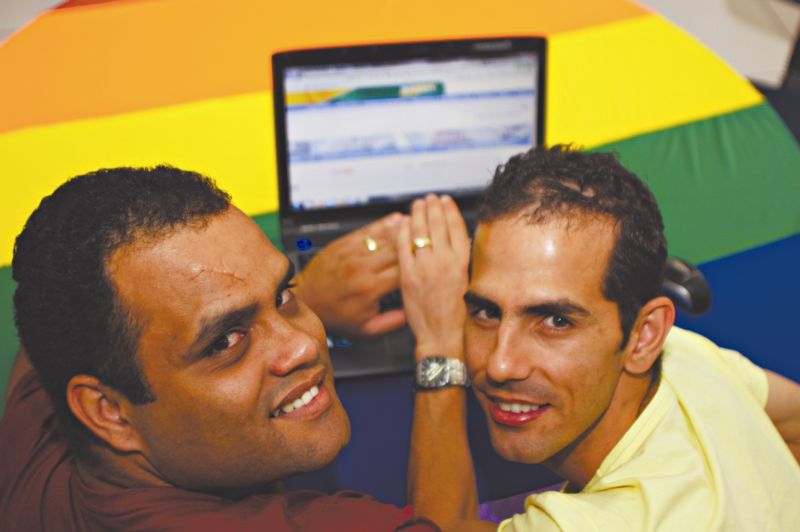 Carlos Francisco e Paulo Sérgio: união estável pode garantir abatimento no imposto de renda | Walter Alves/ Gazeta do Povo