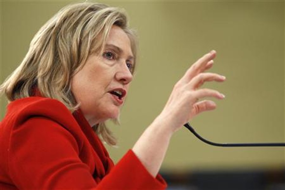 A secretária de Estado norte-americana, Hillary Clinton, ressaltou nesta quinta-feira a necessidade de um consenso internacional para os próximos passos em relação à Líbia | Reuters