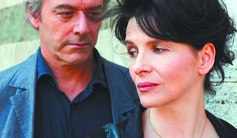 Juliette Binoche e William Schimell vivem uma situação insólita em Arezzo | Divulgação