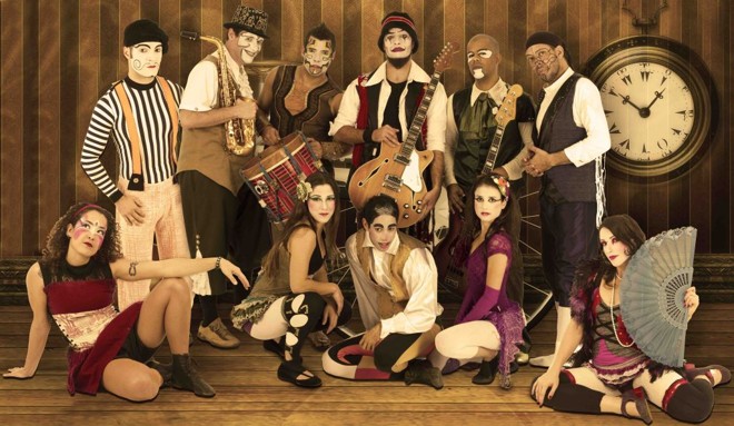 O Teatro Mágico, propõe um 