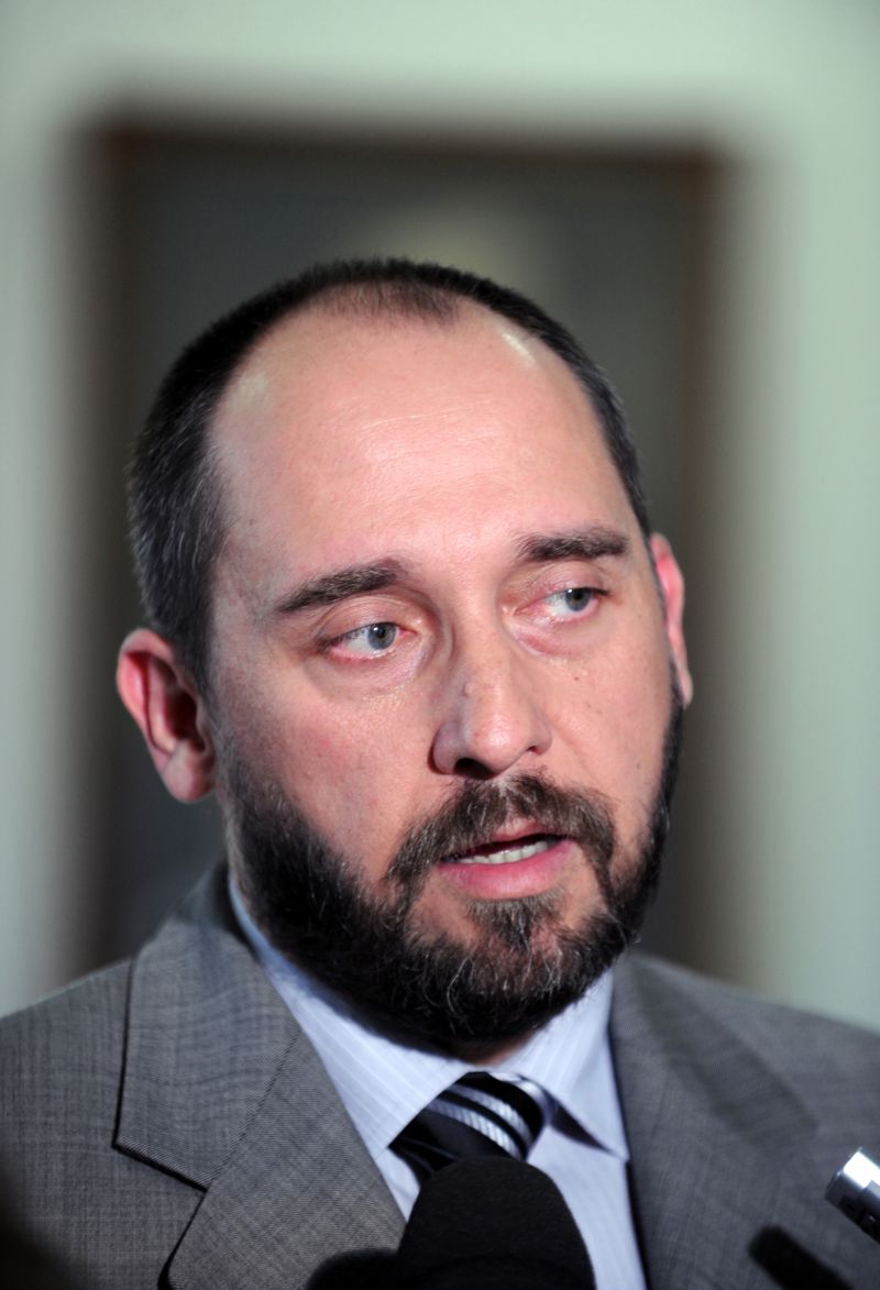 Adams: fundação dirigida pelo pai do ministrorecebeu concessão de tevê | Fábio Rodrigues Pozzebom/ABr