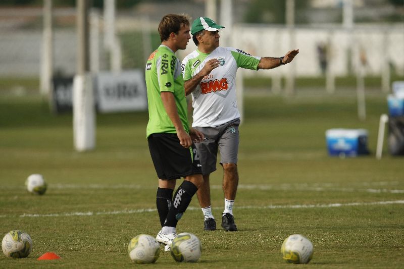 Para o técnico Marcelo Oliveira, secar o Atlético não funciona se o time não fizer sua parte | Antonio Costa / Gazeta do Povo