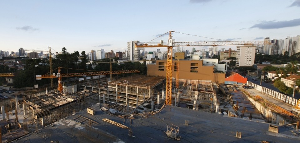Pátio Batel deverá ter 200 lojas e aproximadamente 15% das unidades já foram comercializadas | Daniel Castellano/Gazeta do Povo